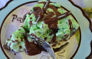 mint pie, omelet crepe 013